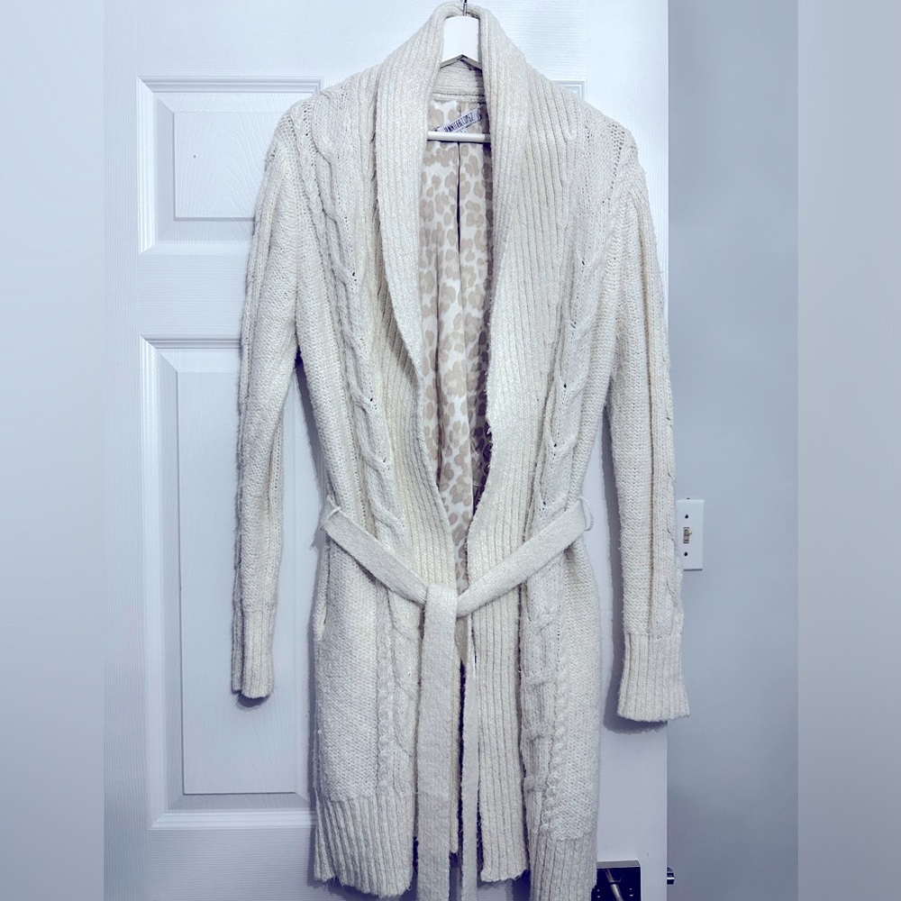 JENNIFER LOPEZ cream LONG Cardigan with belt